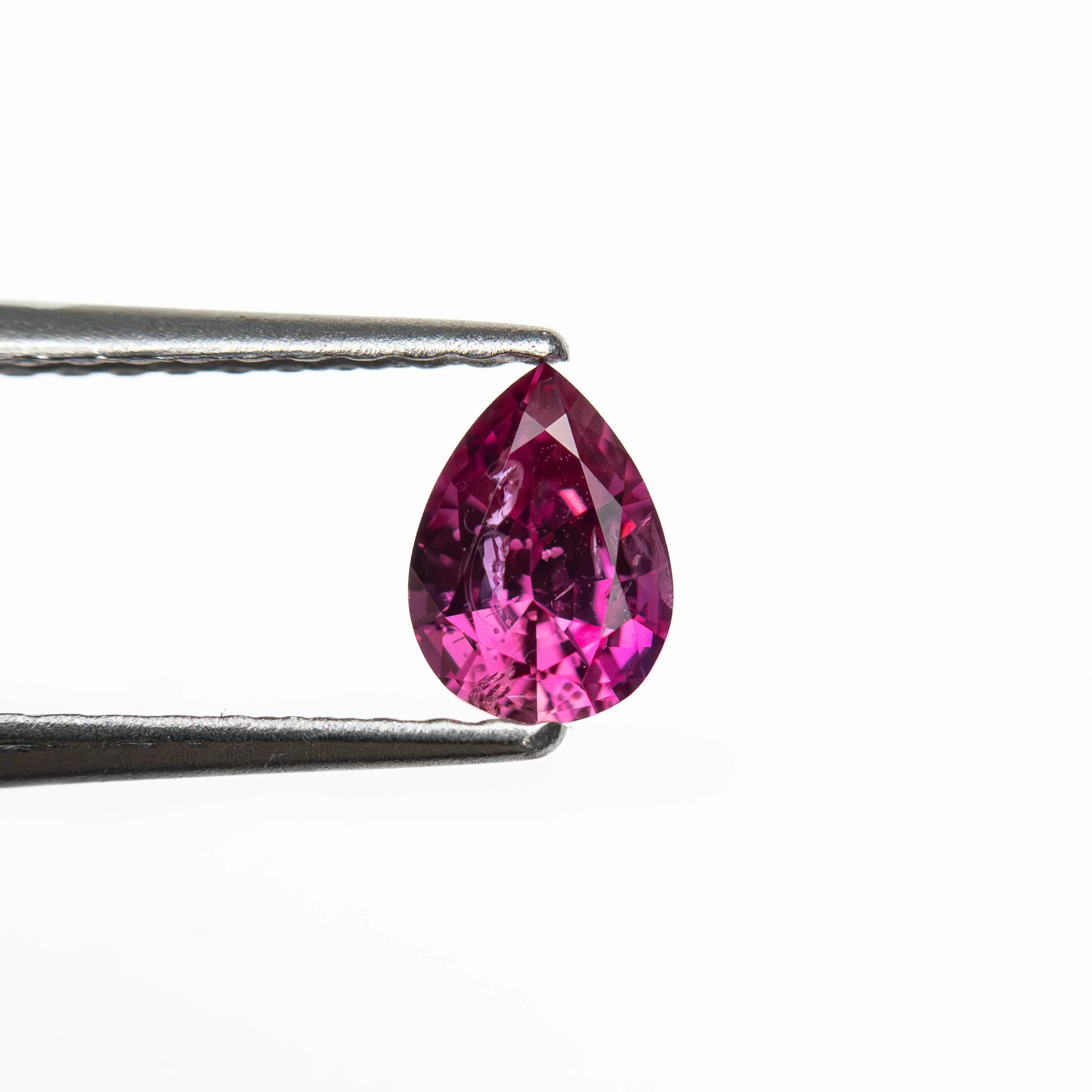 0.43ct 5.40x3.93x2.72mm Pear Brilliant Sapphire 27956-27