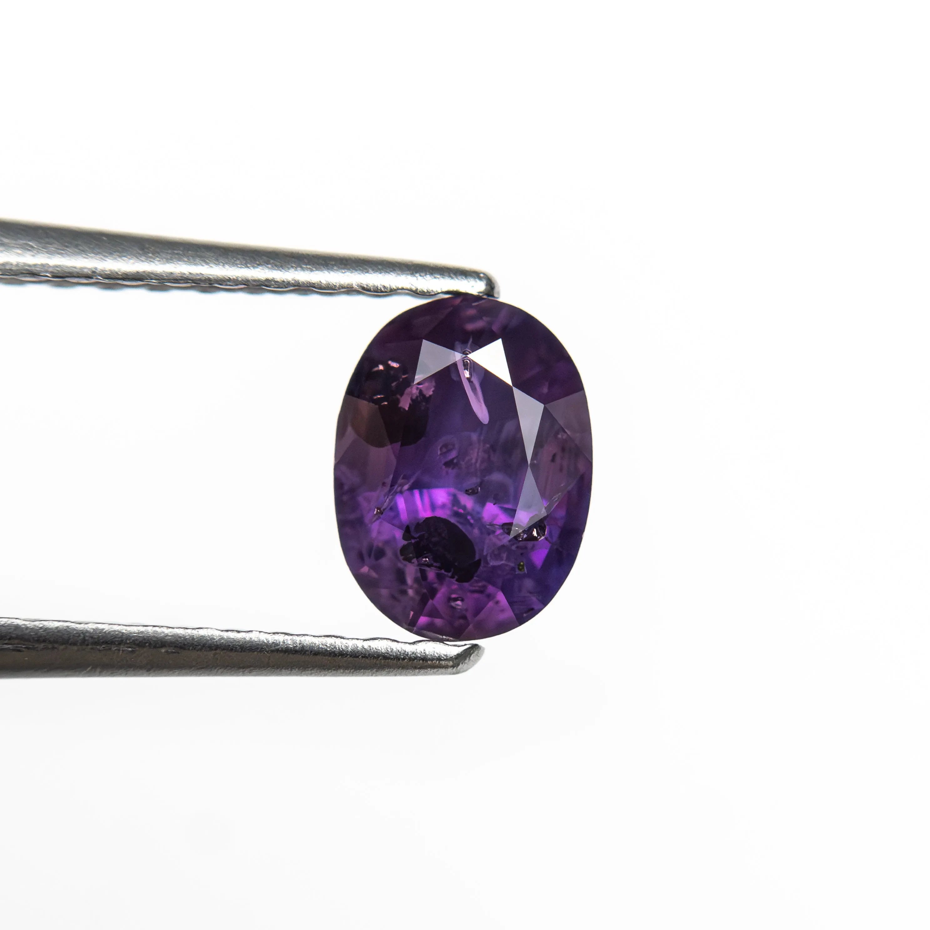 0.69ct 6.01x4.55x3.11mm Oval Brilliant Sapphire 27957-04