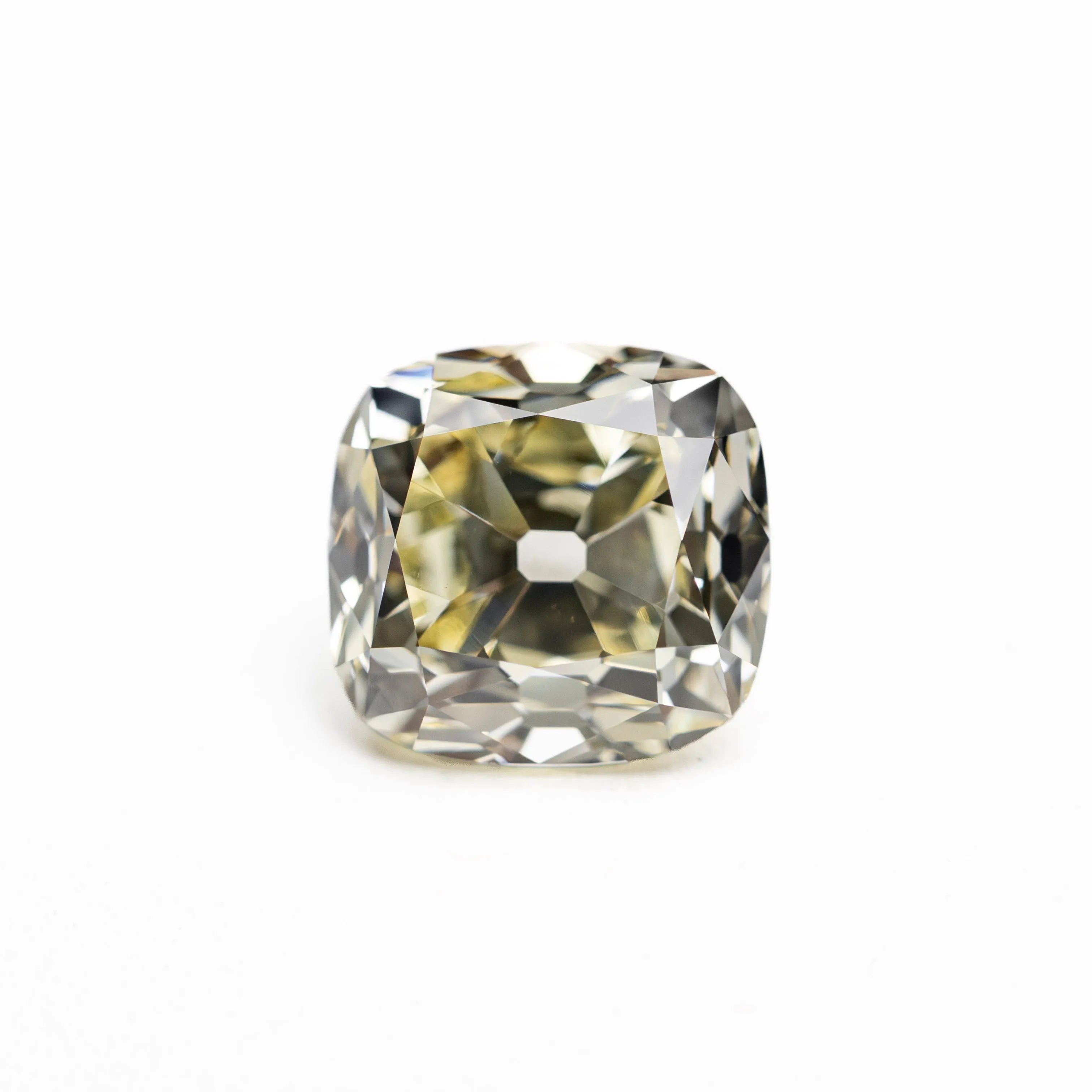 1.64ct 6.90x6.58x4.45mm VS1 Light Yellow Modern Antique Old Mine Cut 🇨🇦 27992-01