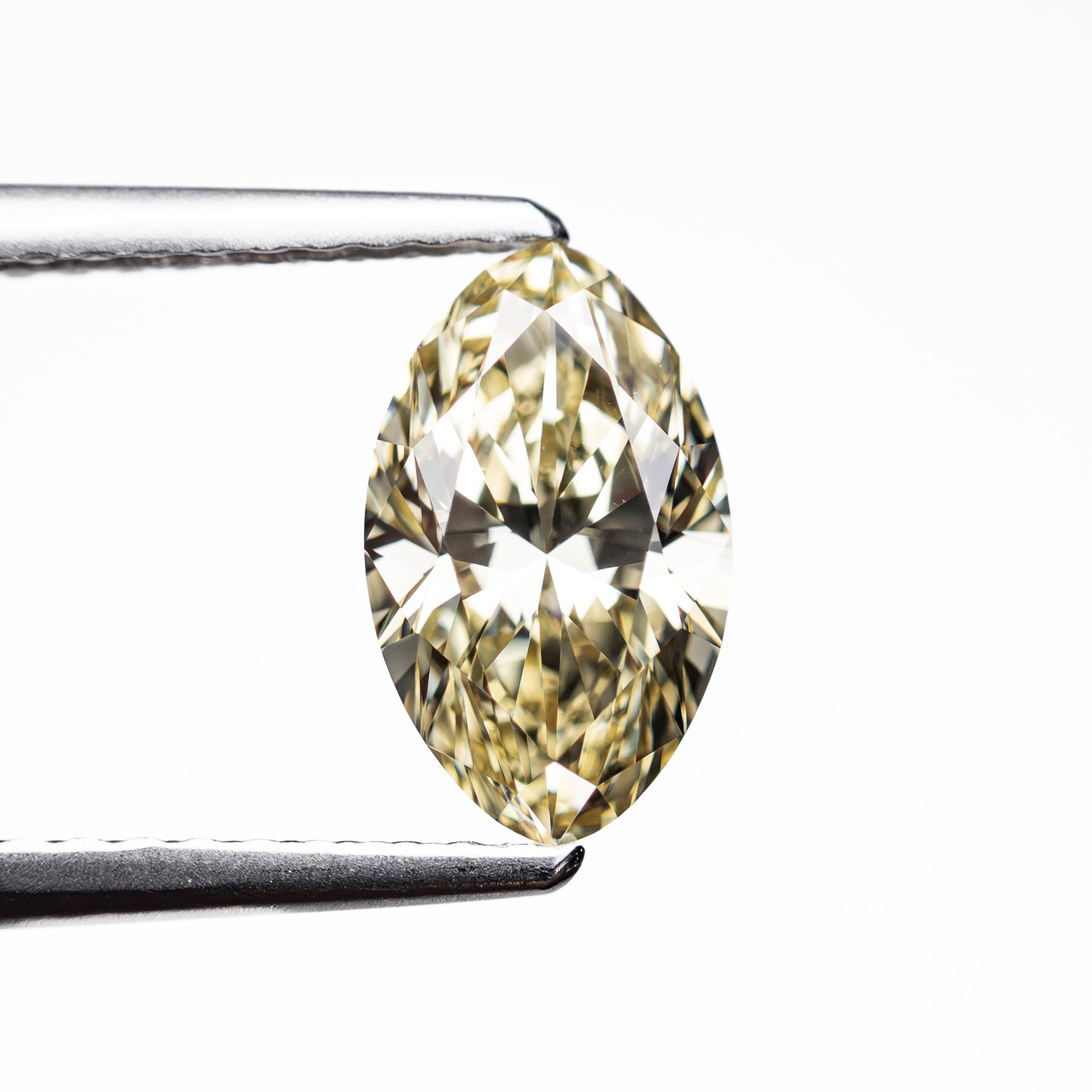 HOLD #D17182 July 7th 2026 // 1.14ct 9.10x5.50x3.64mm VVS2 Light Yellow Moval Brilliant 🇨🇦 27993-01