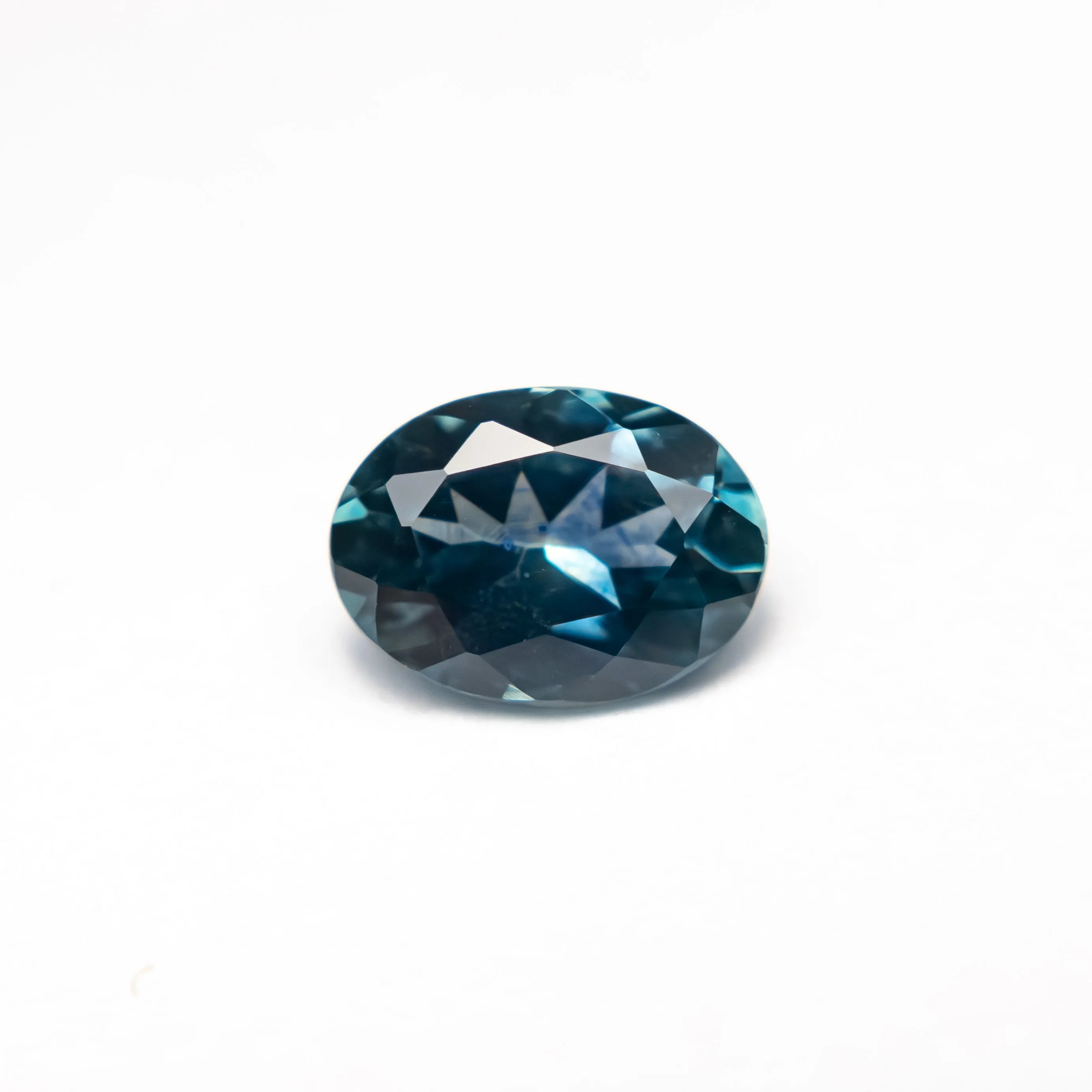 1.13ct 7.38x5.45x345mm Oval Brilliant Sapphire 28028-01