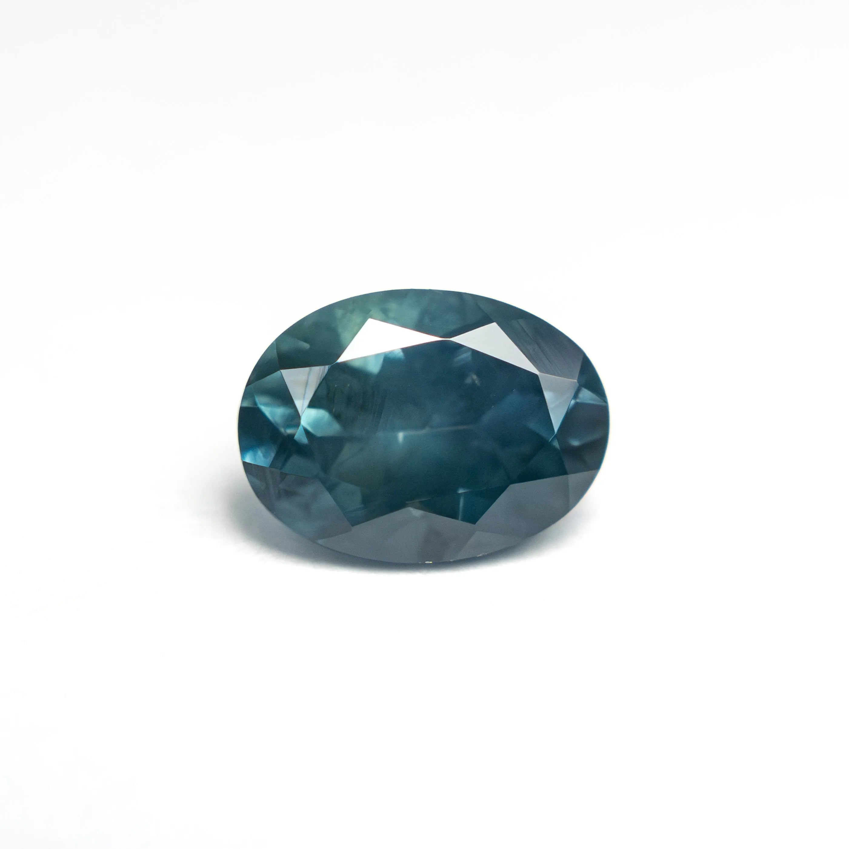 1.33ct 7.52x5.57x3.98mm Oval Brilliant Sapphire 28028-03