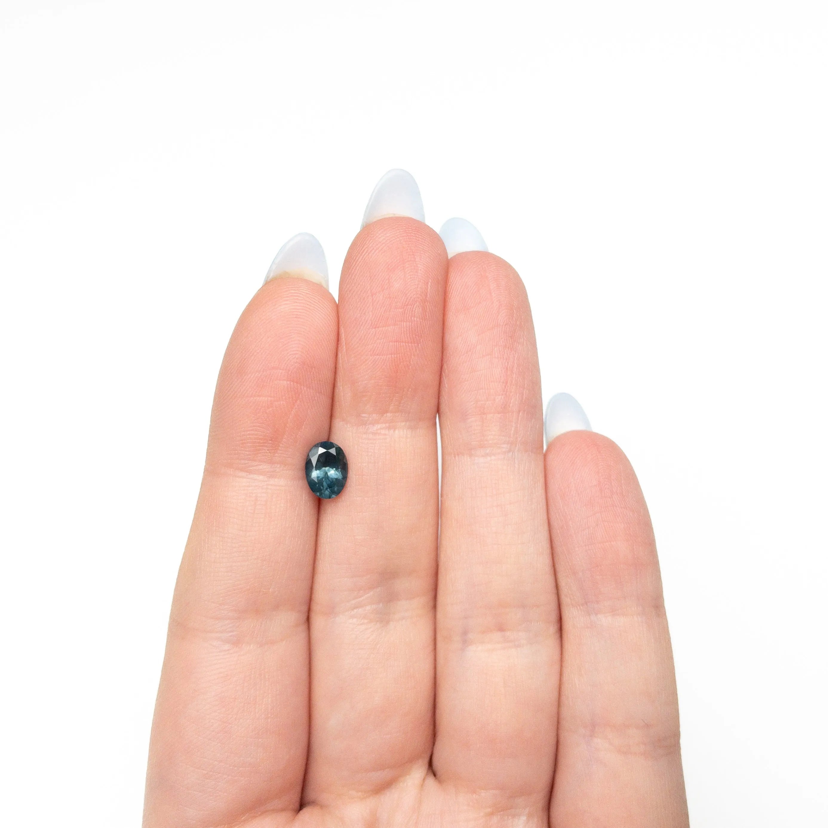 1.33ct 7.52x5.57x3.98mm Oval Brilliant Sapphire 28028-03