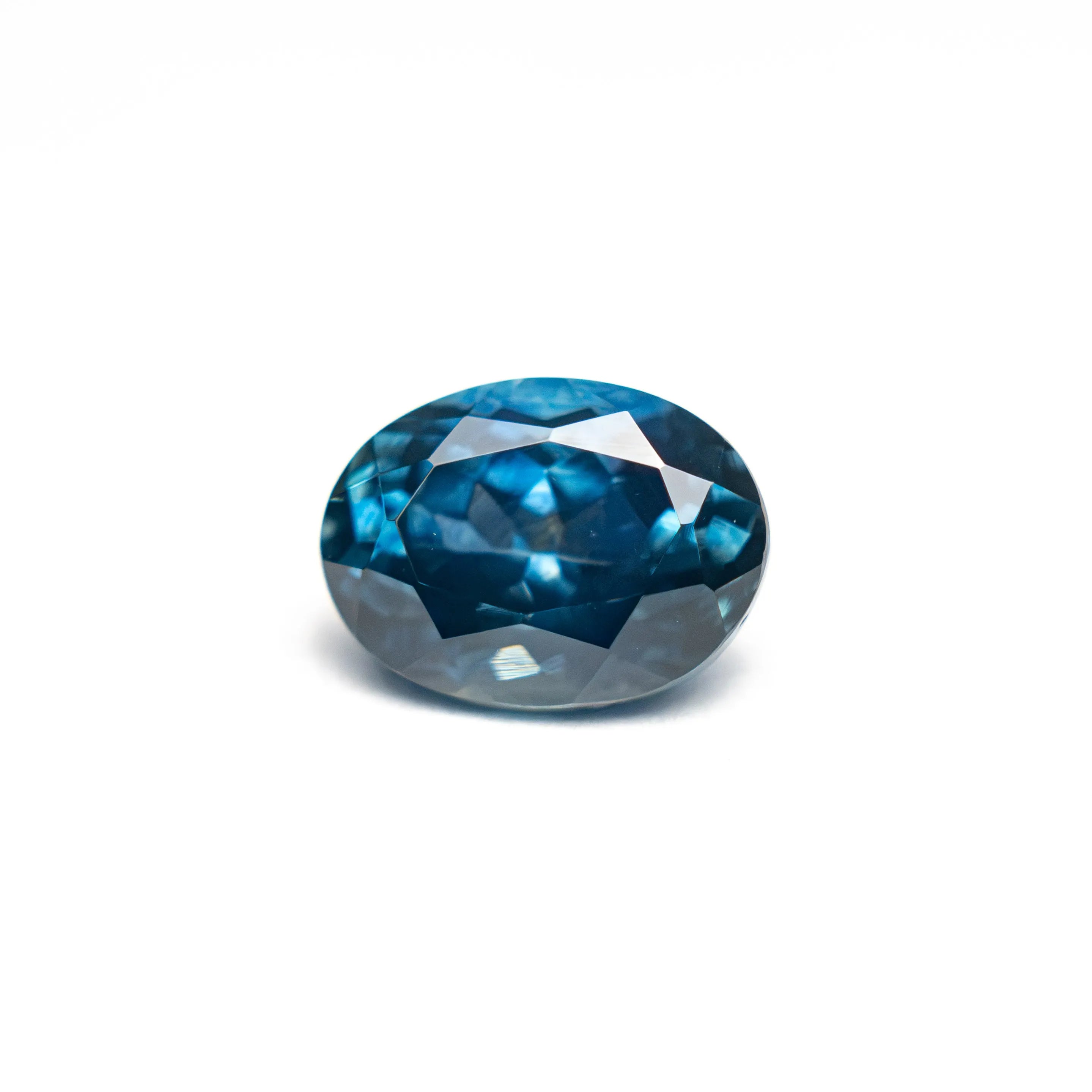 1.51ct 7.44x5.52x4.27mm Oval Brilliant Sapphire 28028-14