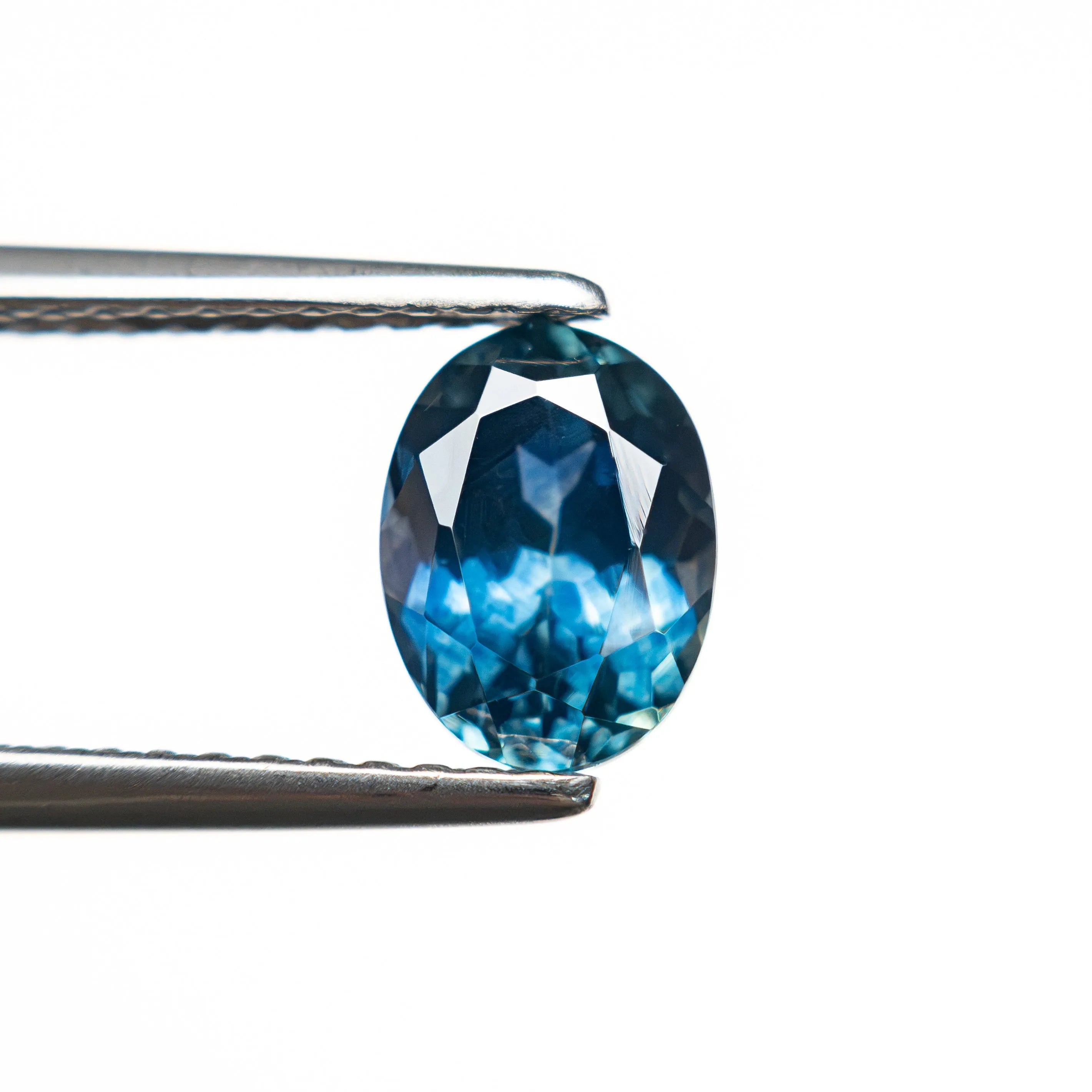1.51ct 7.44x5.52x4.27mm Oval Brilliant Sapphire 28028-14