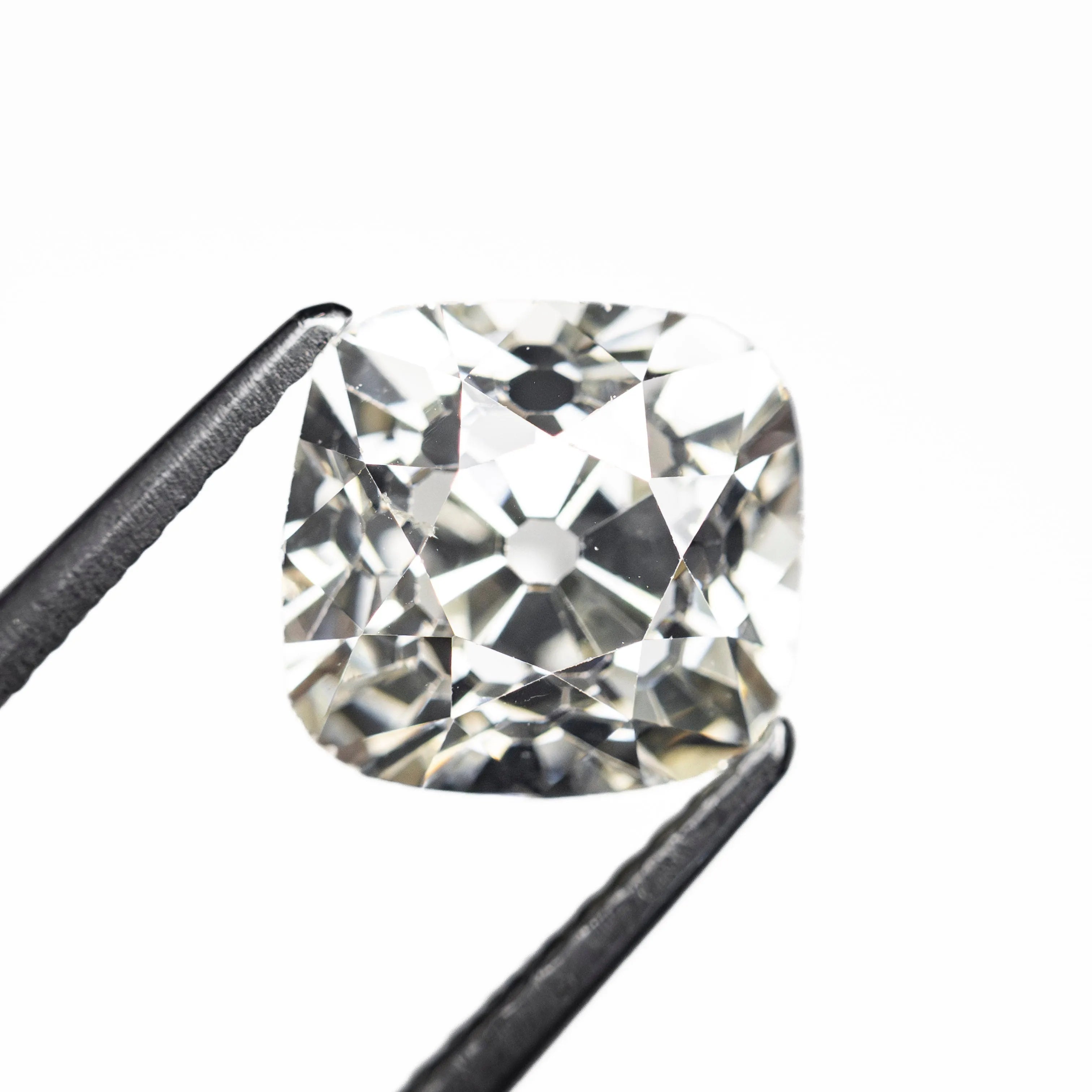 2.64ct 8.16x7.80x5.78mm GIA SI1 M Antique Peruzzi Cut 28035-01