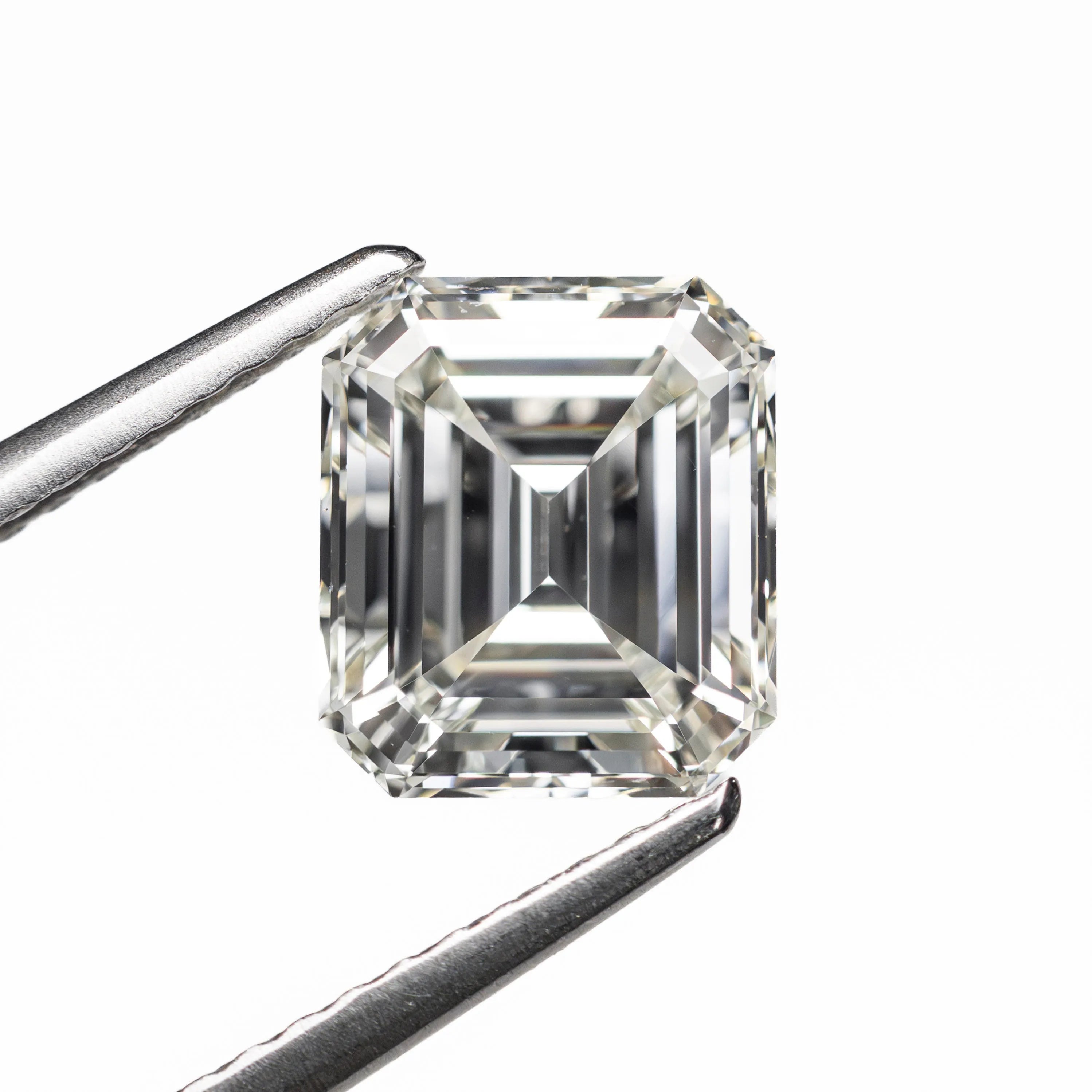 2.01ct 7.88x6.86x4.30mm GIA VS2 K Cut Corner Rectangle Step Cut 28036-01