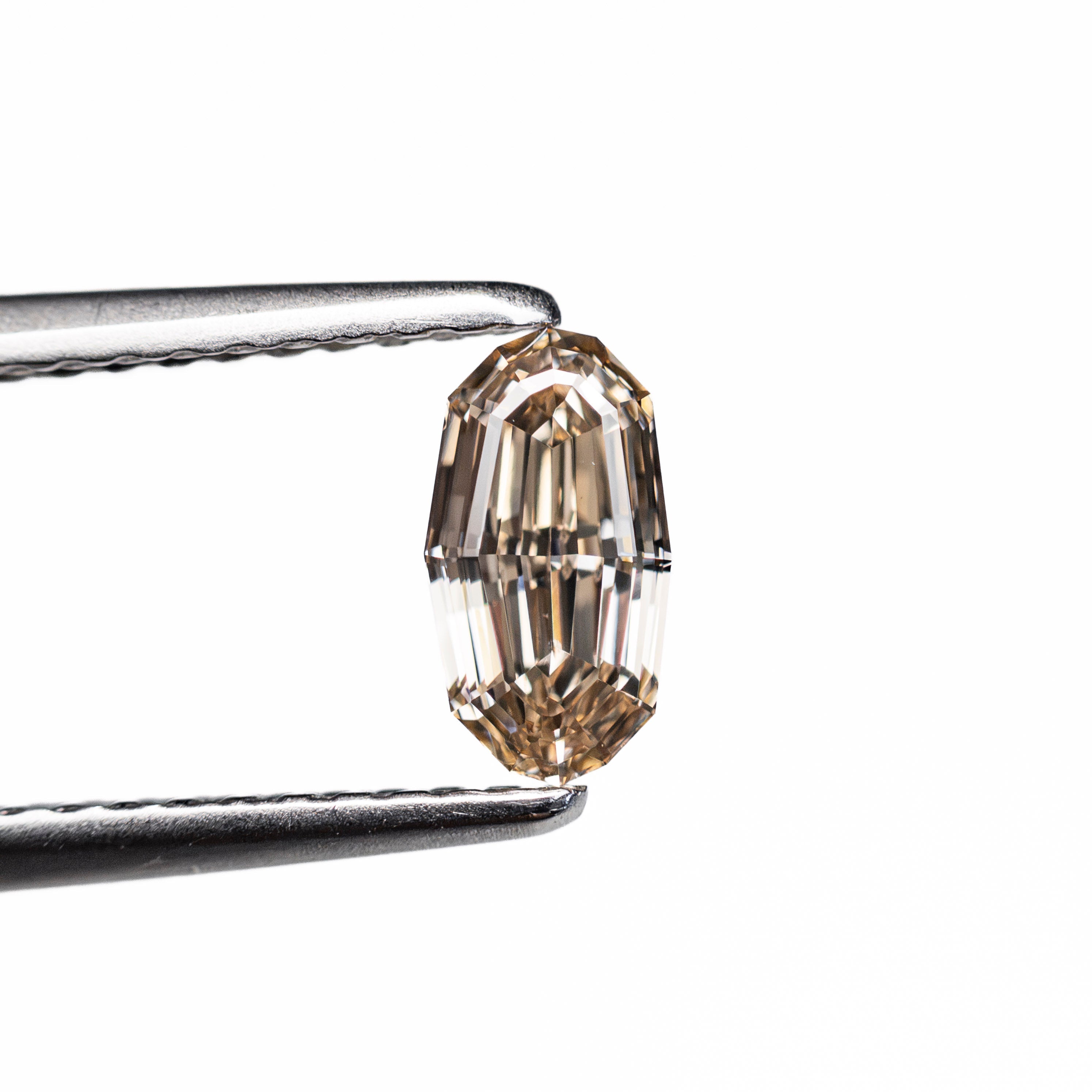 0.53ct 6.89x3.70x2.46mm Geo Oval Step Cut 🇿🇦 28060-04