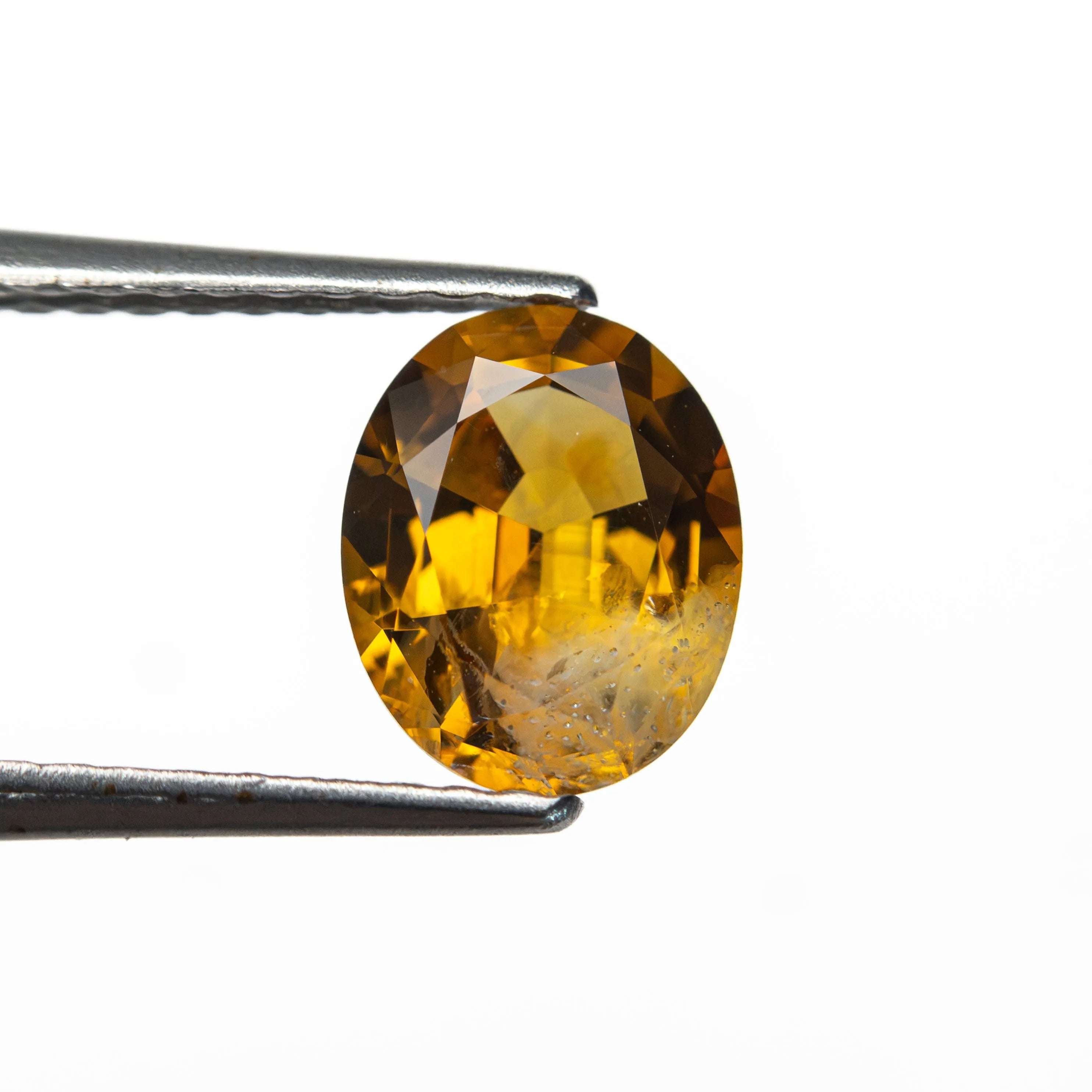 1.32ct 7.40x5.96x3.59mm Oval Brilliant Sapphire 28293-01