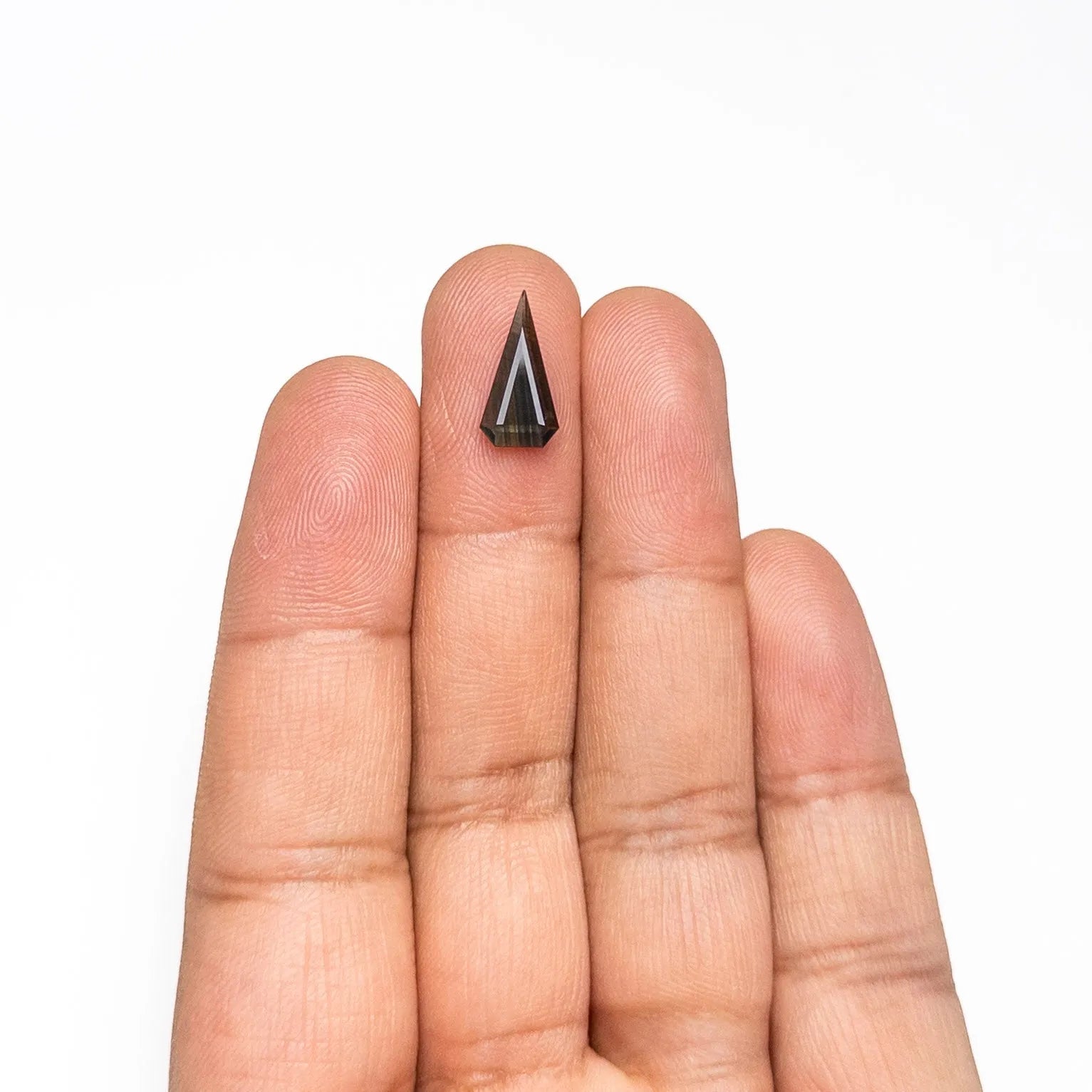 1.35ct 13.87x7.12x1.76mm Shield Portrait Cut Sapphire 28303-13