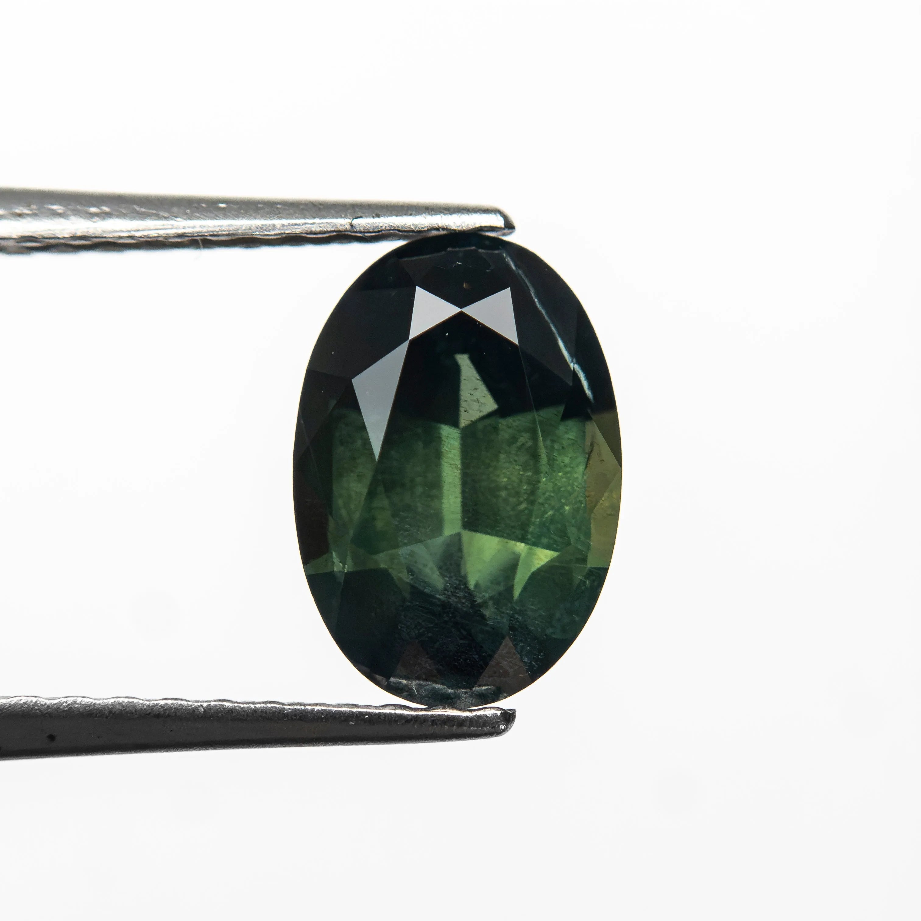 1.59ct 8.53x5.85x3.78mm Oval Brilliant Sapphire 28309-01