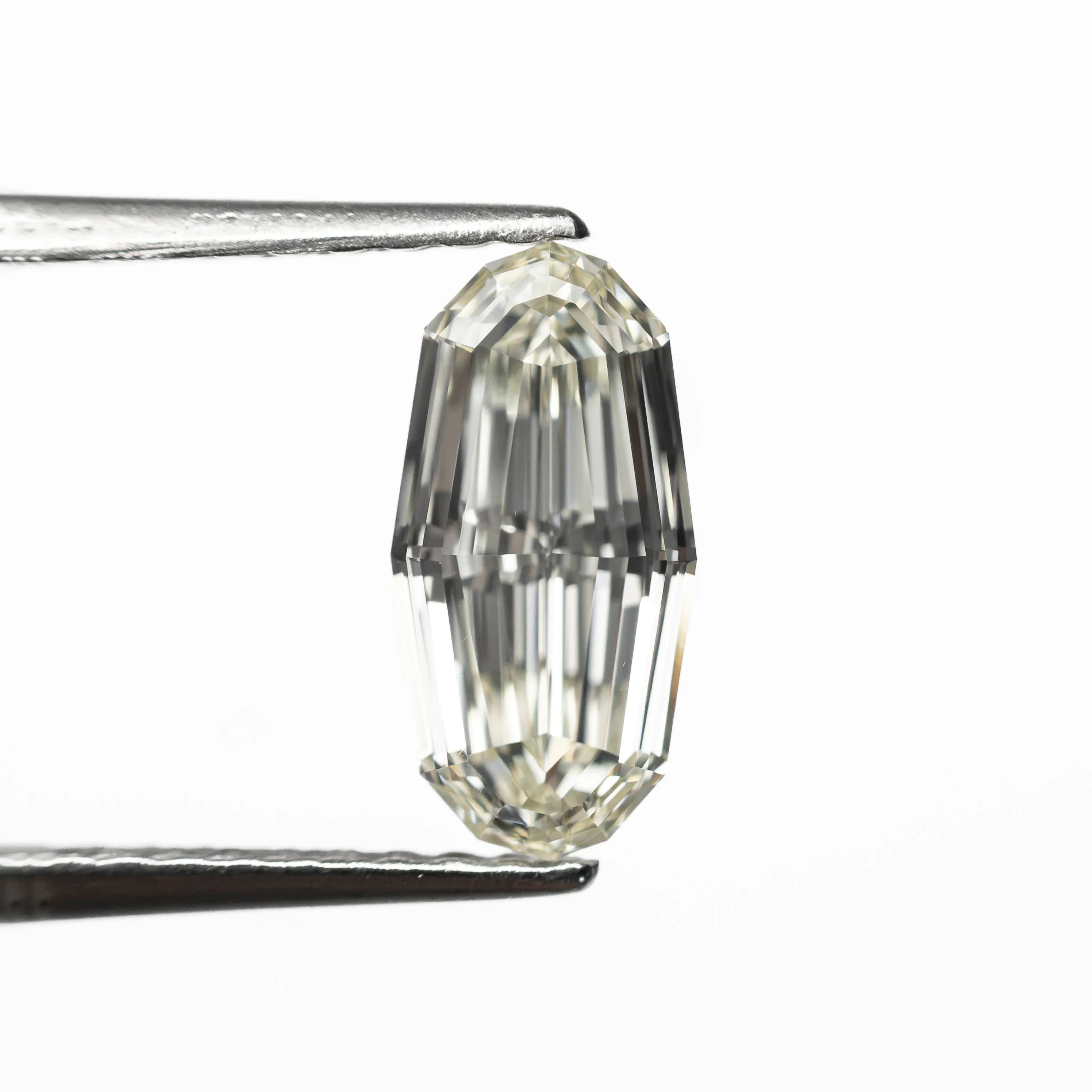 1.00ct 9.15x4.51x2.88mm GIA VVS1 K Geo Oval Step Cut 28330-01