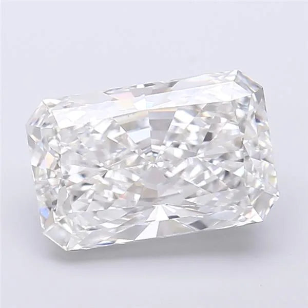 3.37ct Radiant Lab Grown Diamond (Colour E, Clarity VVS2, IGI Certified)