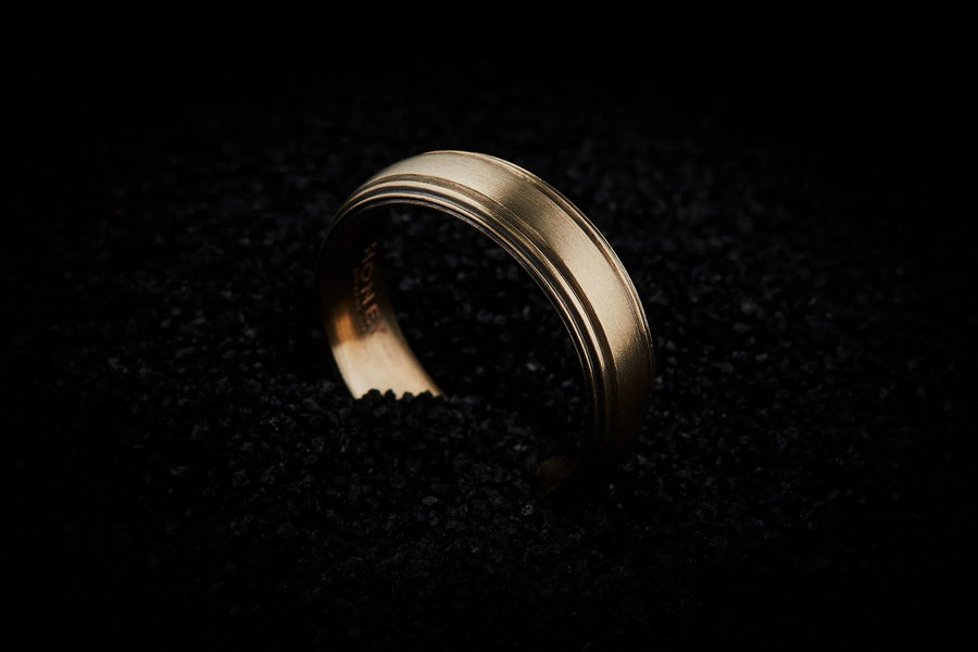 Men's Striped Wedding Band - Gold 6.5mm