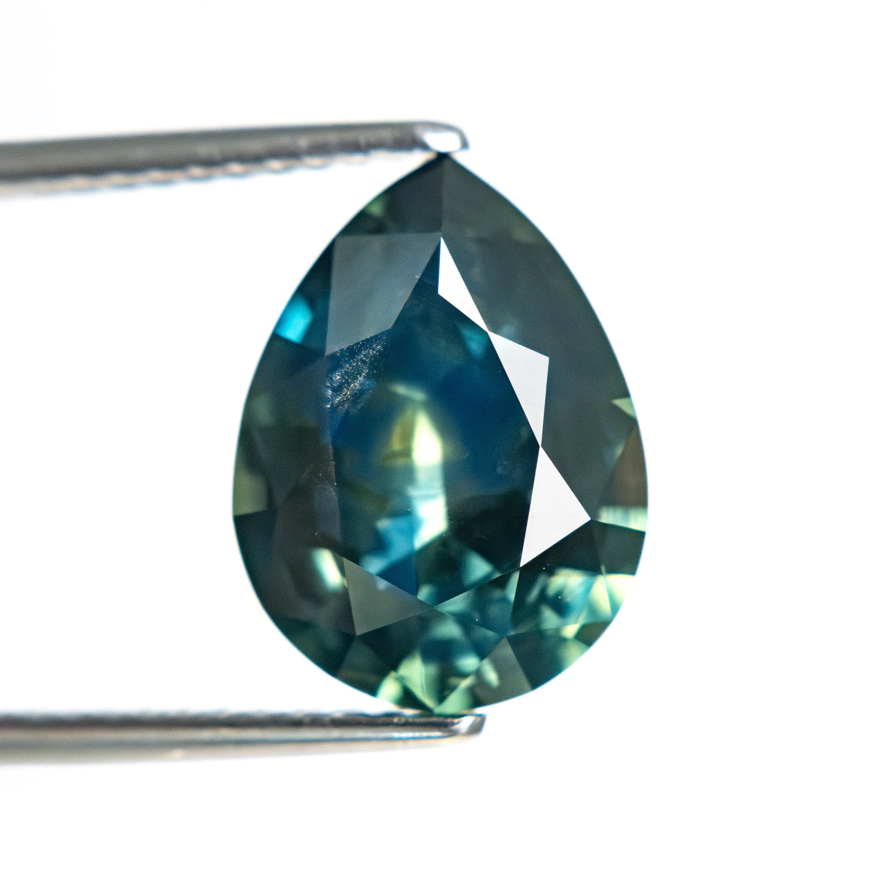 3.95ct 11.57x8.70x5.30mm Pear Brilliant Sapphire 27732-01
