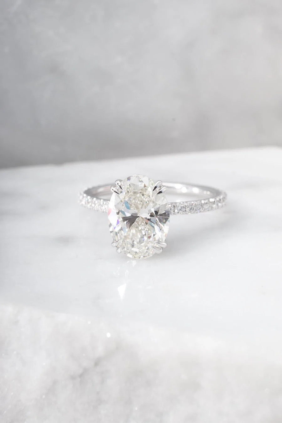 Sarah | Pave Round Solitaire Engagement Ring with Halo-Honey Jewelry Co-Honey Jewelry Co
