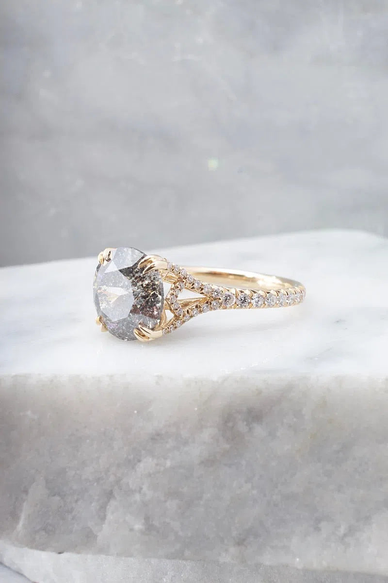 Samantha Diamond Engagement Ring (2.5 Carat) -Platinum | Engagement rings, Diamond  engagement rings, Round diamond ring