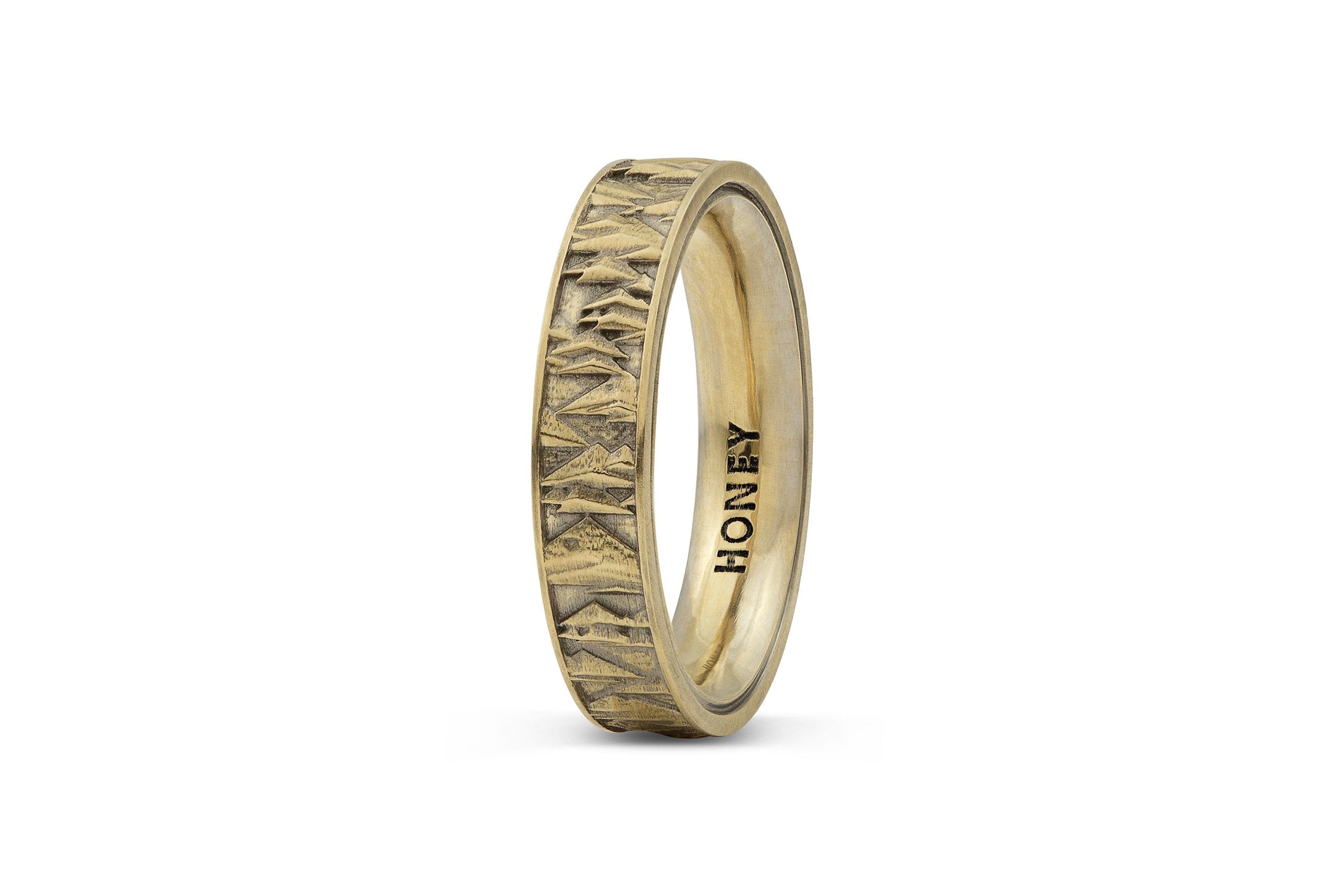 Men's Trigon Triangle Pattern Wedding Band - 5mm – Honey Jewelry Co